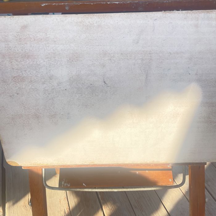 Стол детские стол.