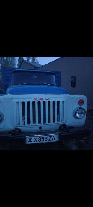 Gaz 53 sotiladi. Holati yaxshi. 1990 yil