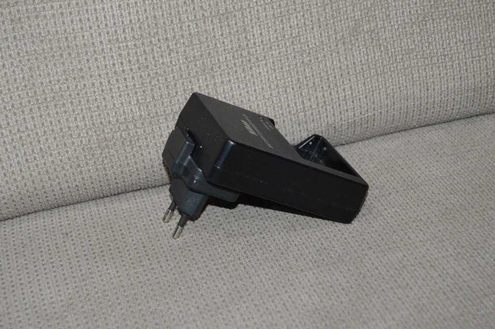 Nikon MH-24 - Incarcator Nikon pentru EN-EL14