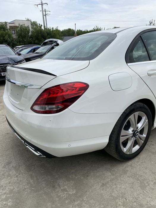 Cameră marșarier cu suport Mercedes W205 C Klass