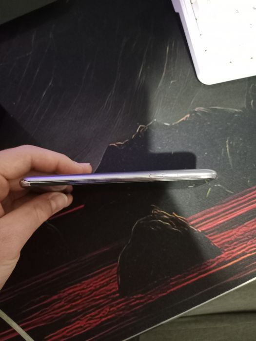 Продам смартфон LG K7 (модель LG-X230).