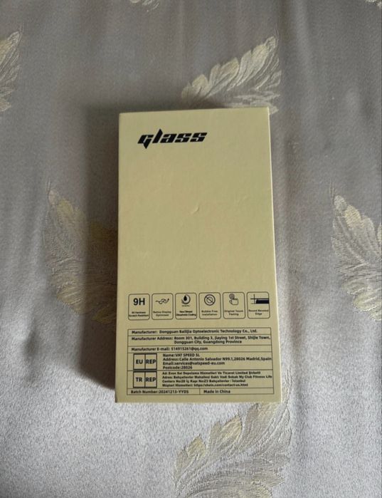 Set protectie ecran, folii de sticla 4 bucati Privacy + 1 gratis in pachet. Pentru iphone 11.