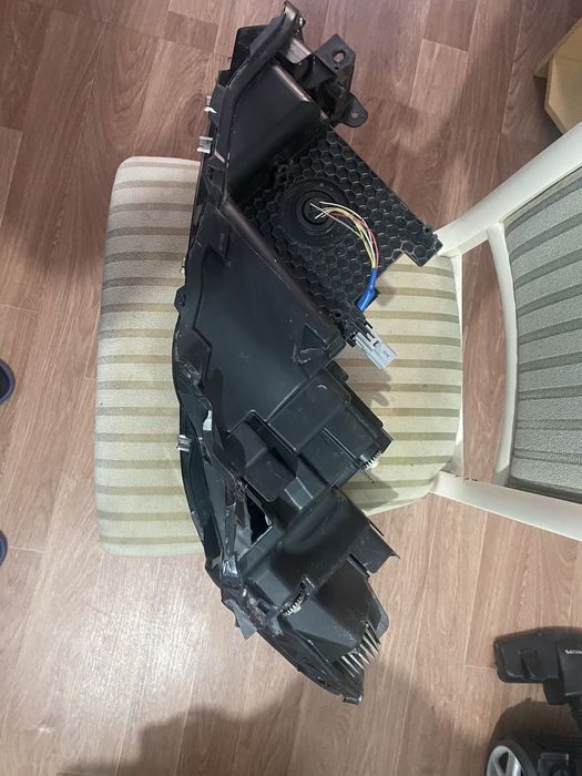 Фара на камри 80