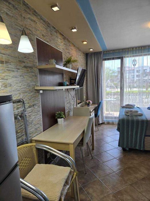 Продава се Едностаен апартамент в Созопол - 40 кв.м за 1750 €/кв.м - Снимка #1