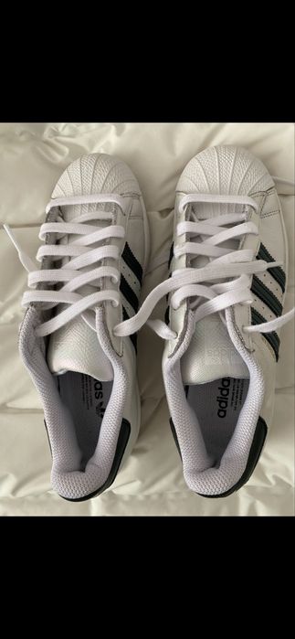 Adidas Superstar