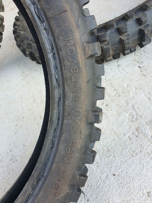 Pirelli 110 80 18 anvelopa 100 100 18 Pirelli enduro R18