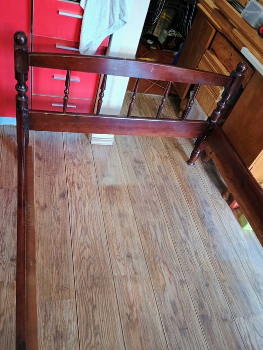 Легло от Дърво Масив Персон и Половина