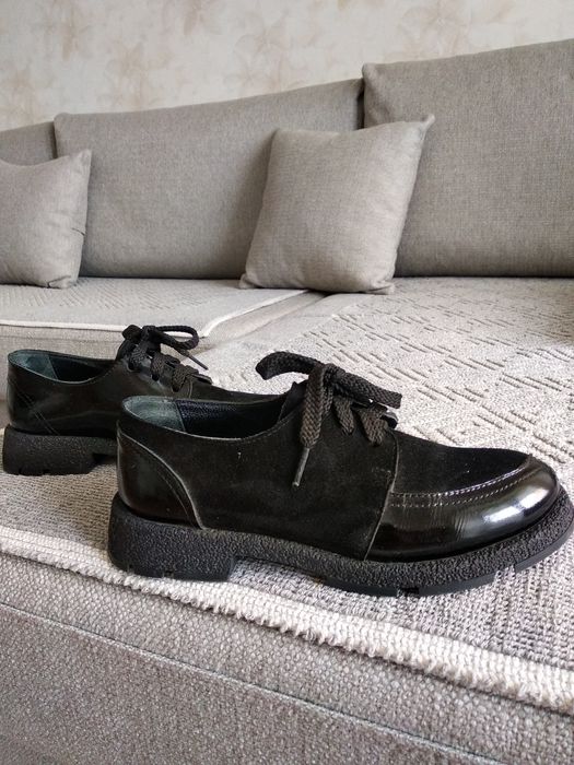 Продаю ботиночки 37 размер