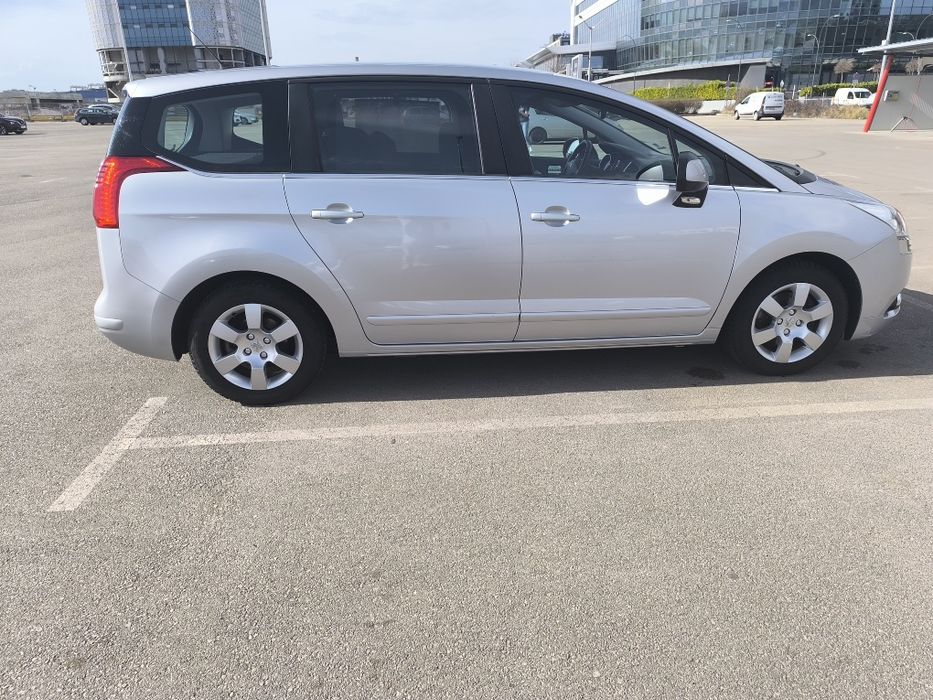 Пежо 5008 бензин