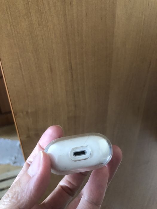 Наушники продам Айфон оригинал