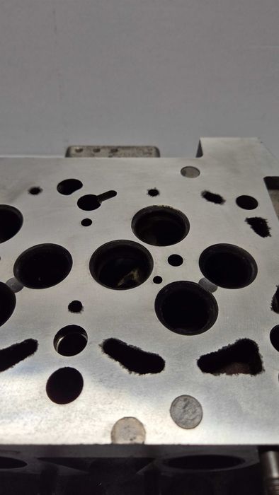 Rectificare chiulase prin așchiere