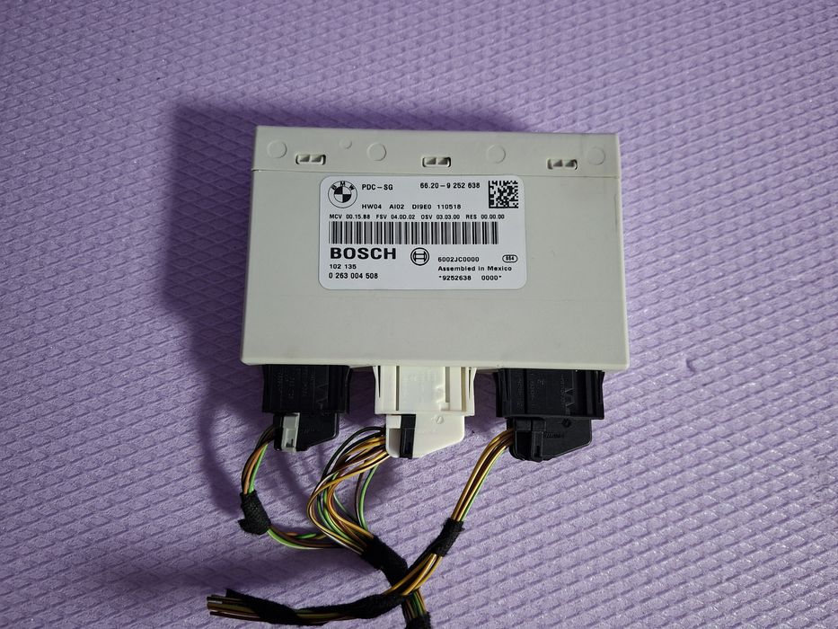 Modul PDC senzori parcare fata și spate BMW E81  E87 E90 Cod 9252638