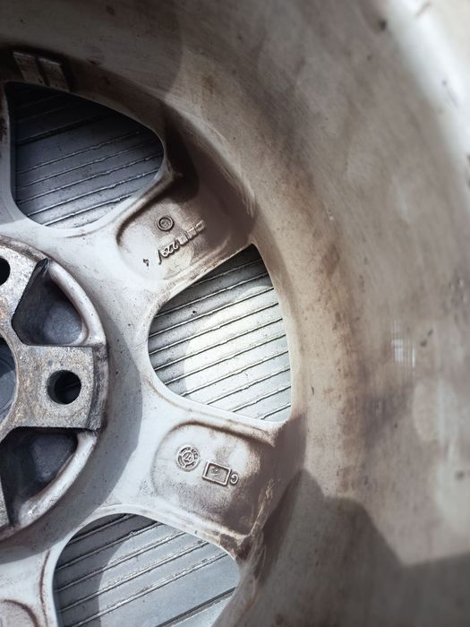 Джанти Mazda 3 2008 г.
