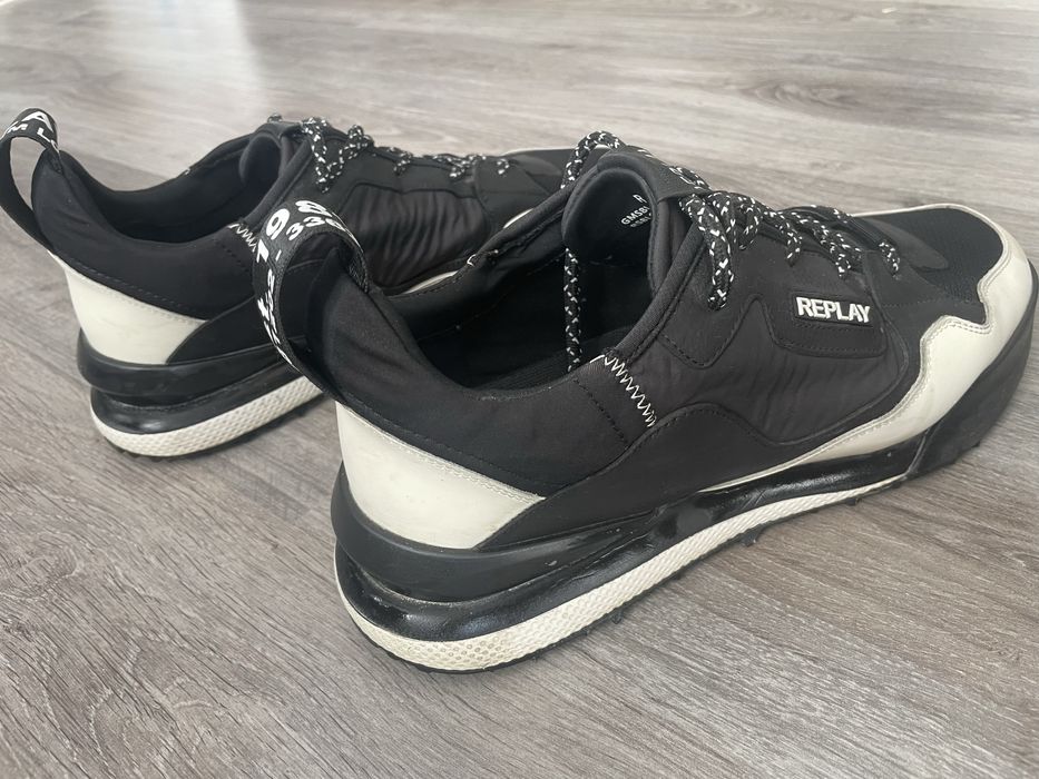 Сникърси Replay Astro