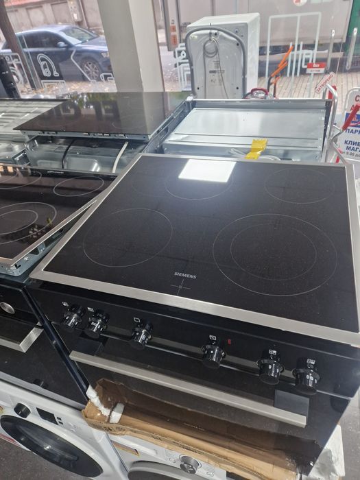 Фурна с керамичен плот за вграждане Siemens