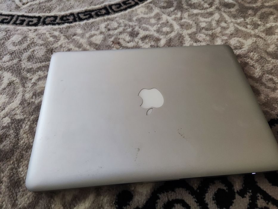 MacBook Pro sotiladi