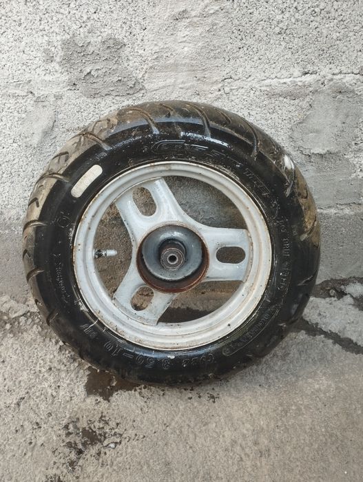 Продам колеса на Хонда Дио