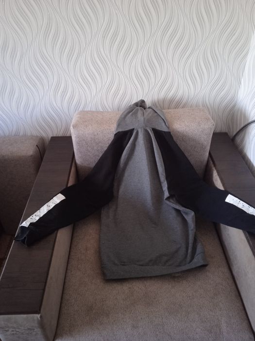 Толстовка повседневная