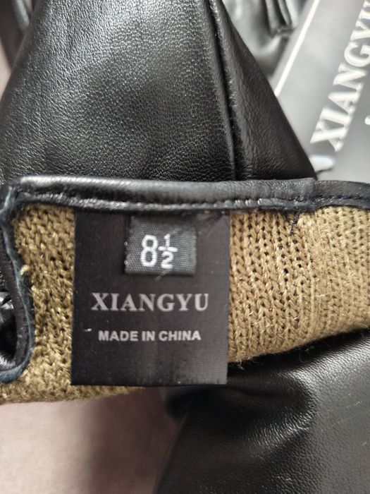 Женские перчатки