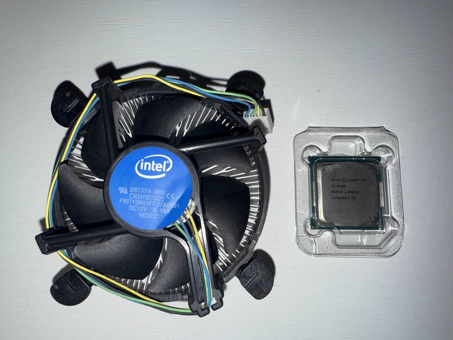 Процесор Intel Core i5-9400