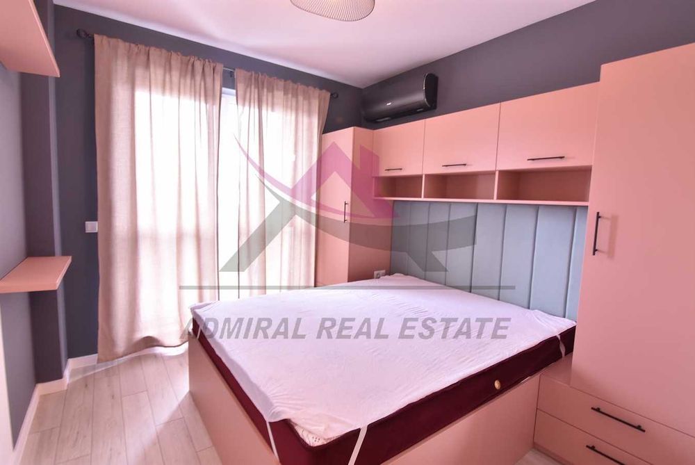 Дава се под наем Двустаен апартамент в Варна, Център - 66 кв.м за 648.21 € - Снимка #3