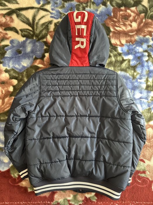 Продается теплая куртка б/у для мальчика