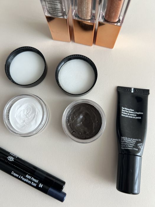 Produse machiaj ochi