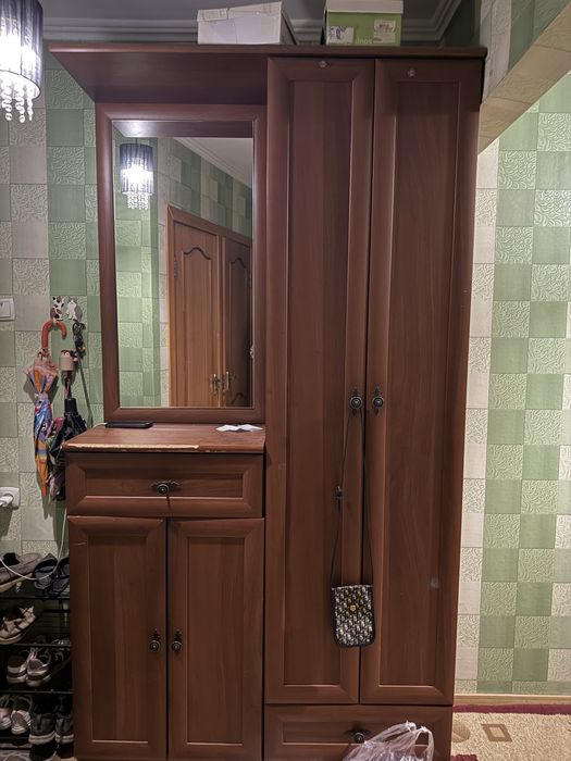 Прихожка срочно