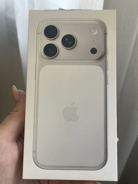 Новый Iphone 17 pro 1 TB