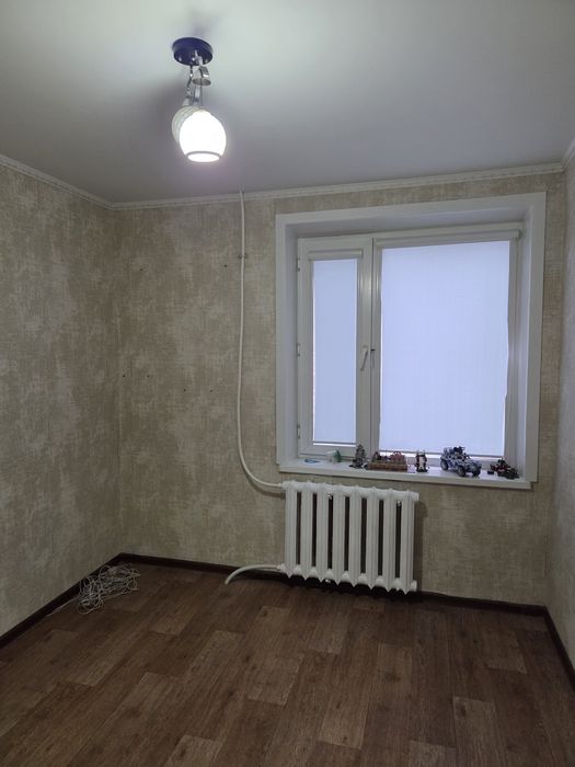 Продам 4 комнатную квартиру