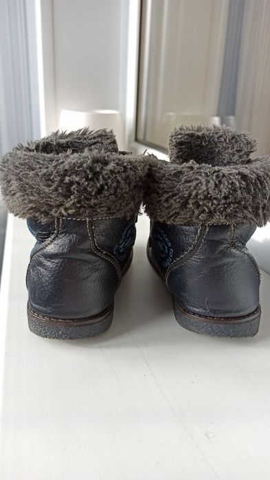 Демисезонные ботинки 27р