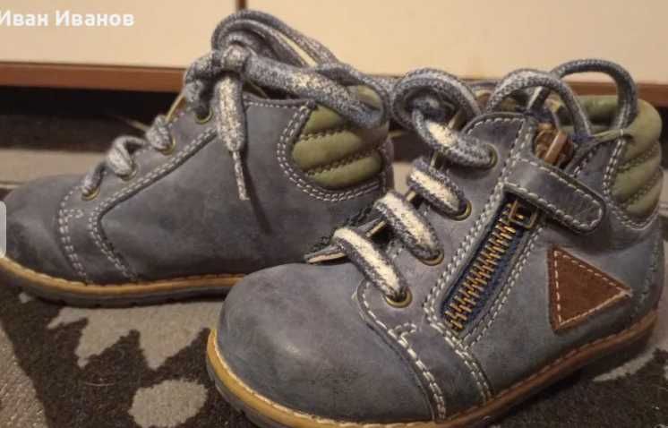 Оригинални детски боти Chicco