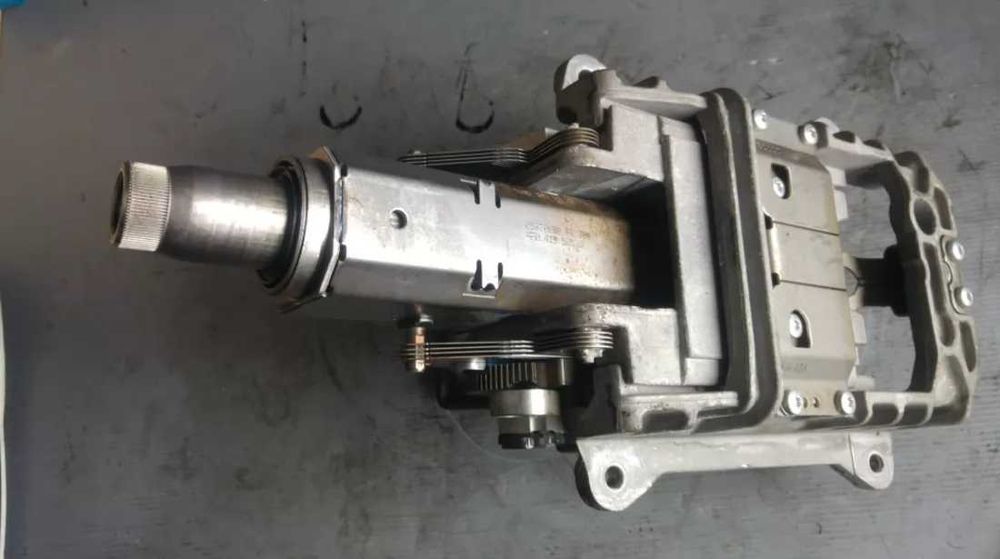 Coloana de volan / Coloana de directie / Ax volan Audi A6 C5