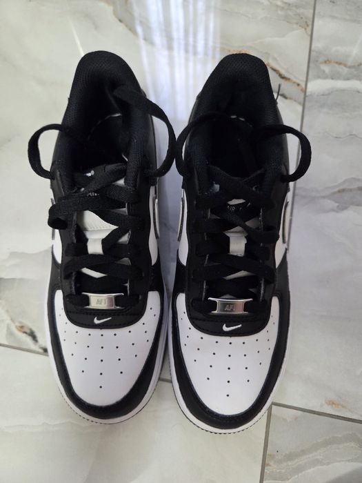 Adidaşi Nike Air Force 1