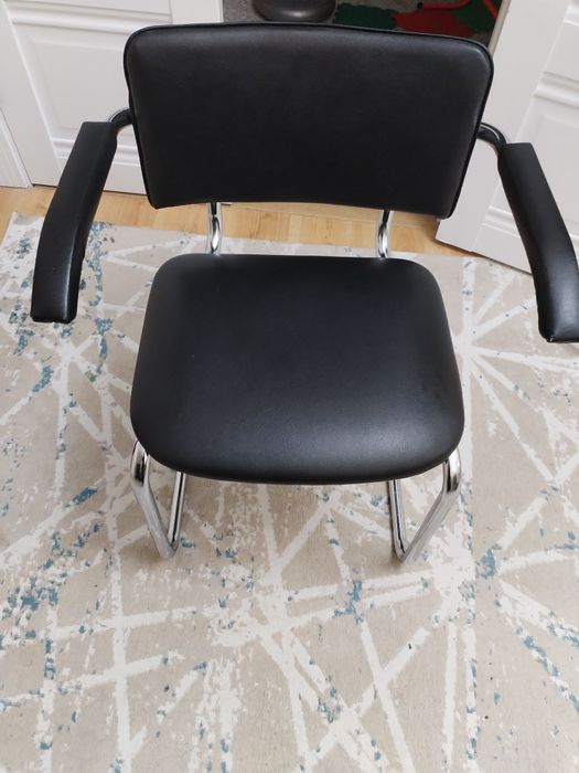 Офесные стулья срочно