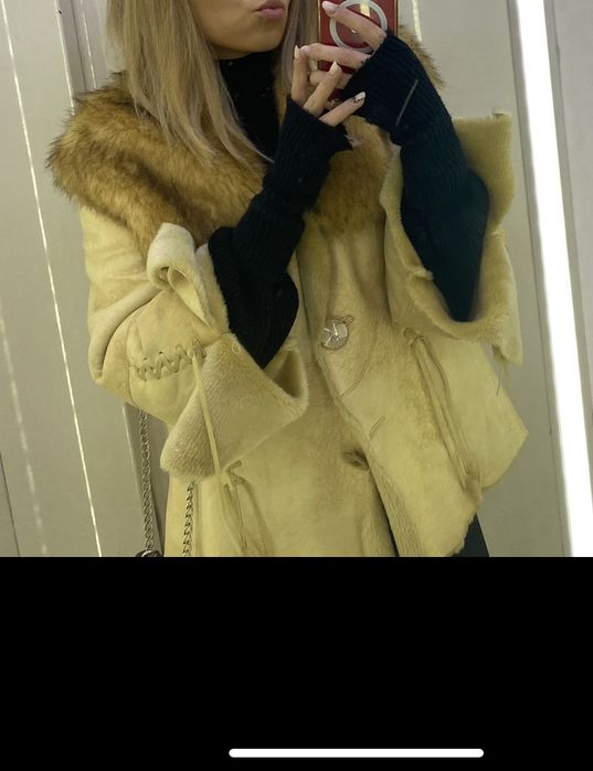 Palton piele intoarsa imblanit, marimea S-M