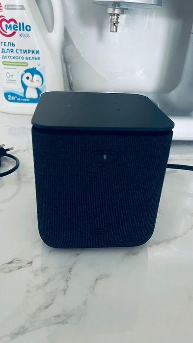 Продам Алиса яндекс