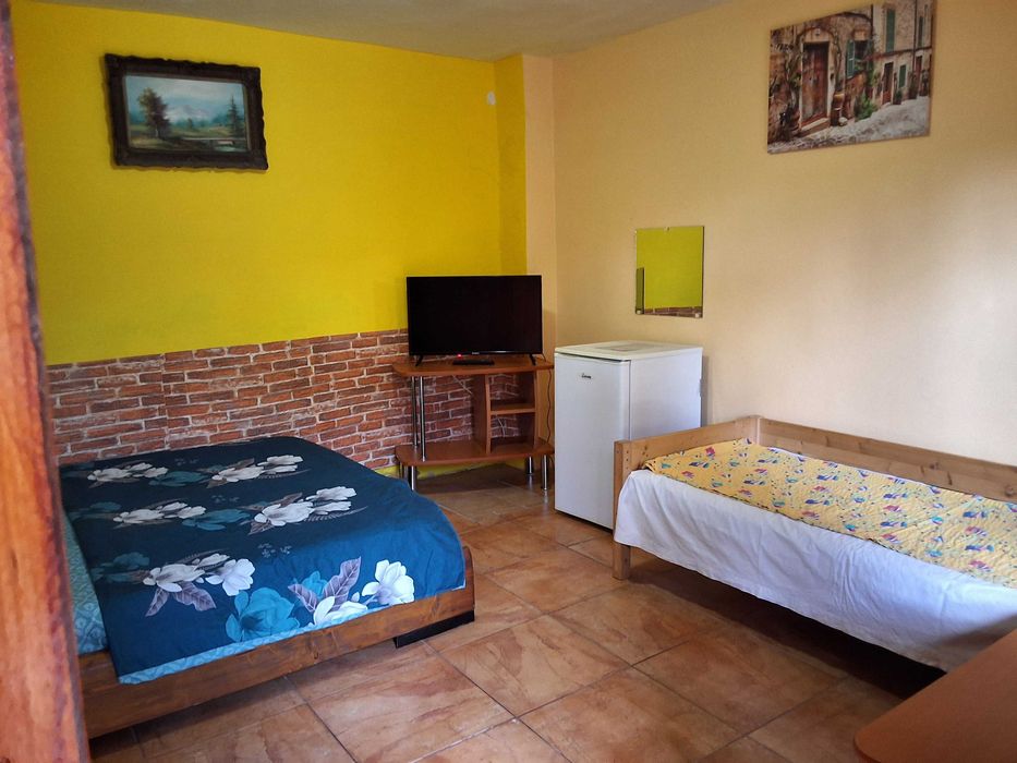 Casa Cory, cazare turistica la curte, 10 minute de mers pe jos pana la plaja, zona centrala, Mangalia
