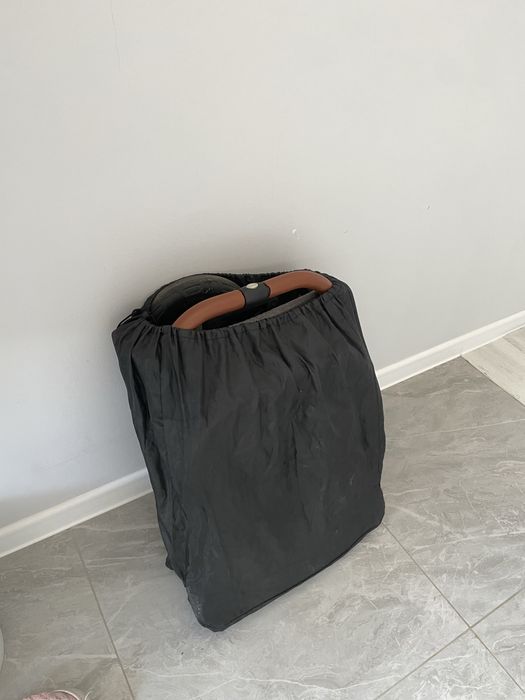 Продам прогулочную коляску skillmax.