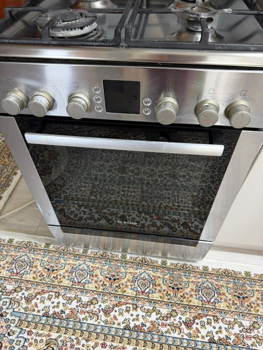 Продам кухонную плиту BOSCH