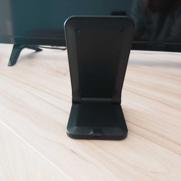 Безжично бързо зарядно