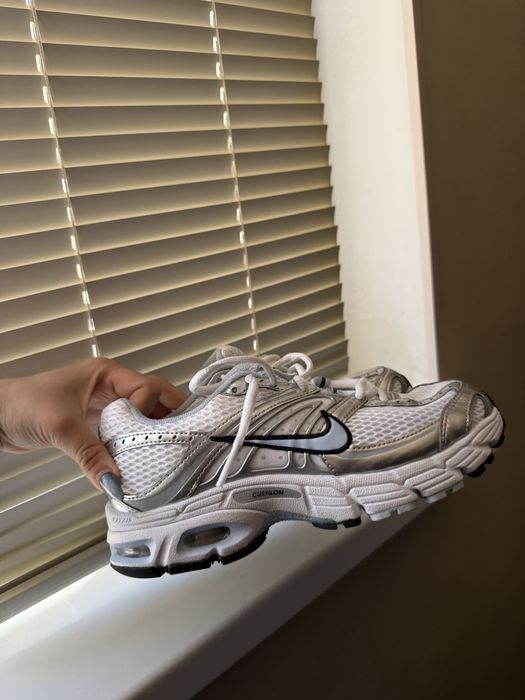 Кроссовки NIKE оригинал