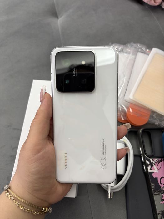 Xiaomi 14  + смарт часовник