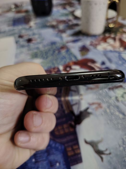 Vând iPhone 11 pro max