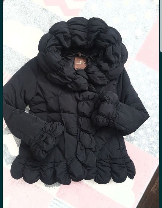 Geaca puf Moncler marime 3 (M-L)