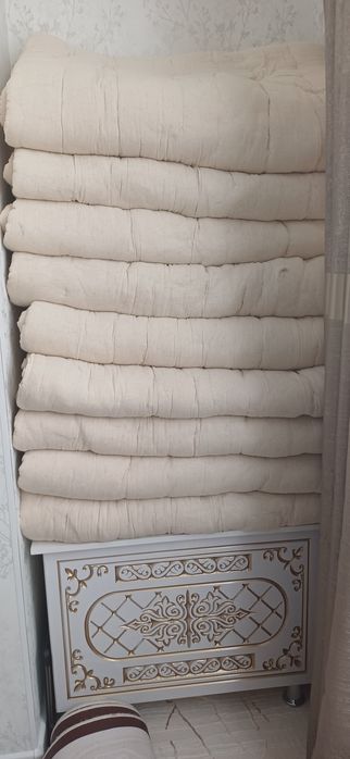 Көрпе іші сатылады.