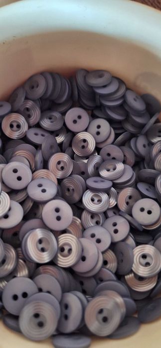 Nasturi între 5 si 10 lei kg