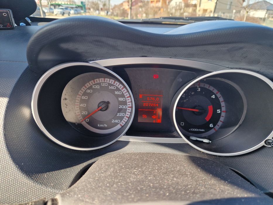 Vand mitsubishi outlander 2