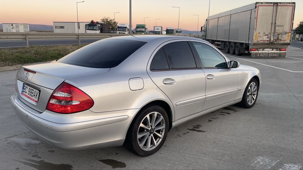 Mercedes Benz E 200