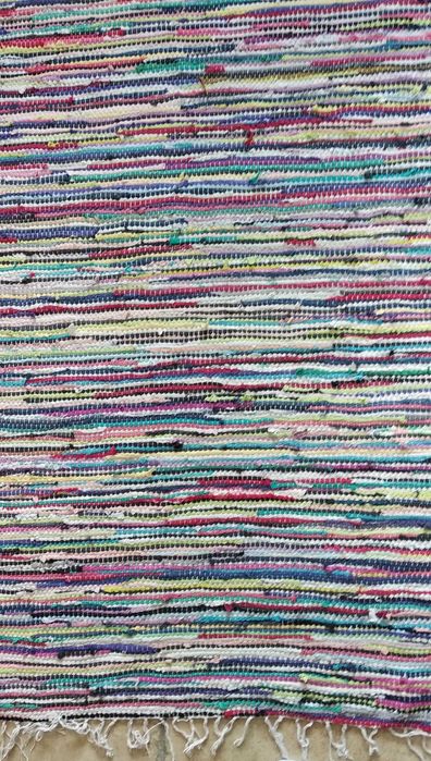 Красива шарена пътека черга, ръчна изработка